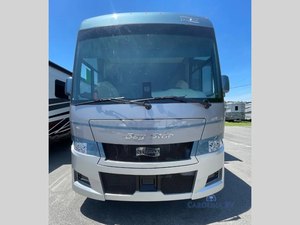 2027 Newmar Bay Star 3626 - Photo 3