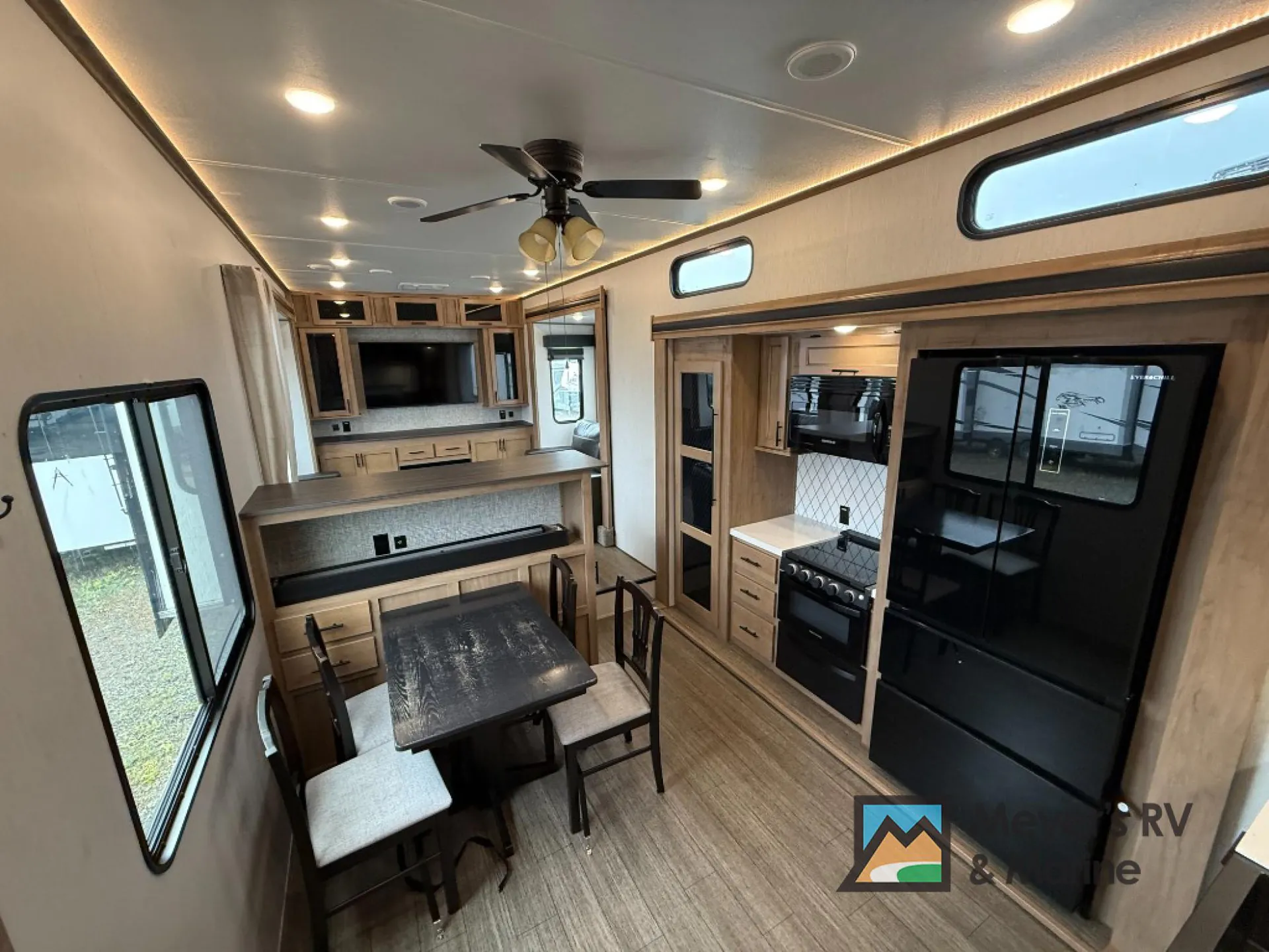 2023 Forest River Sabre 350RL — Photo 6