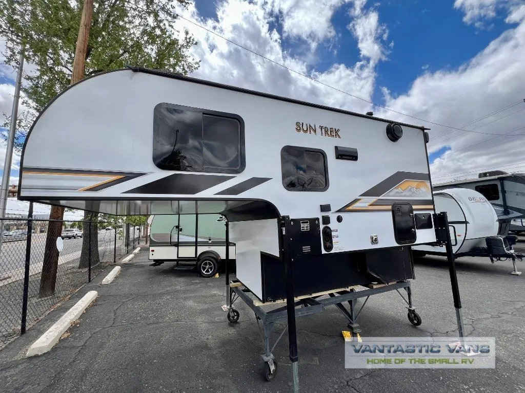 2025 Sunset Park RV Sun Trek 800 - Photo 2