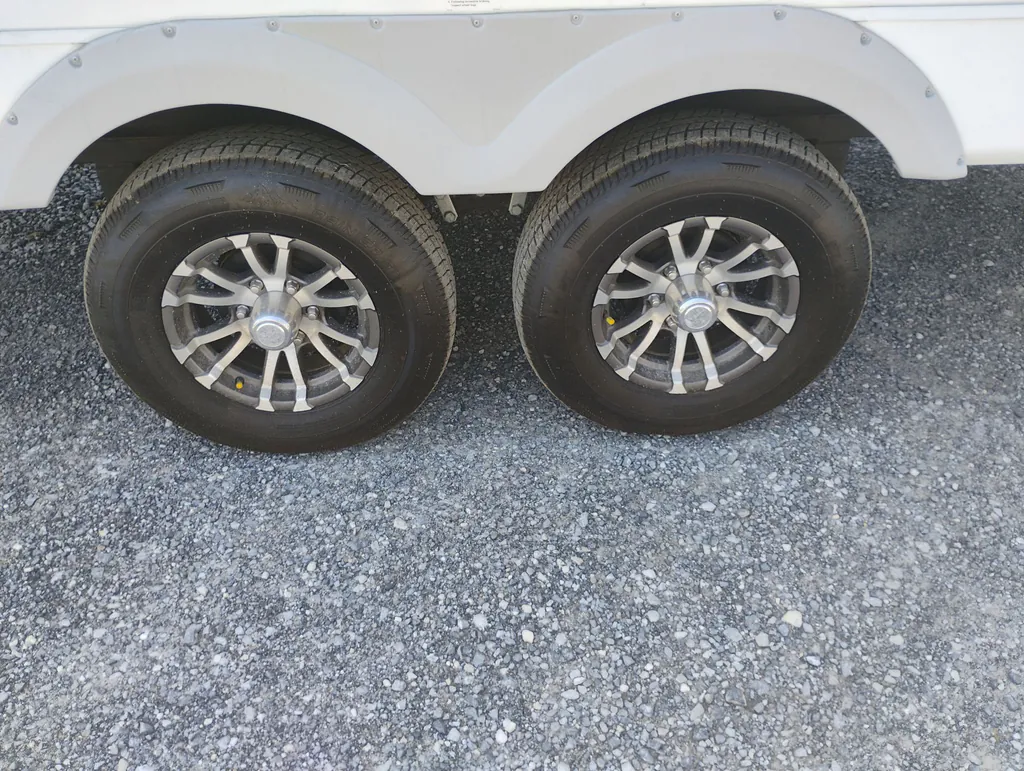 2026 Coachmen Freedom Express Select 30SE, Photos photo 14