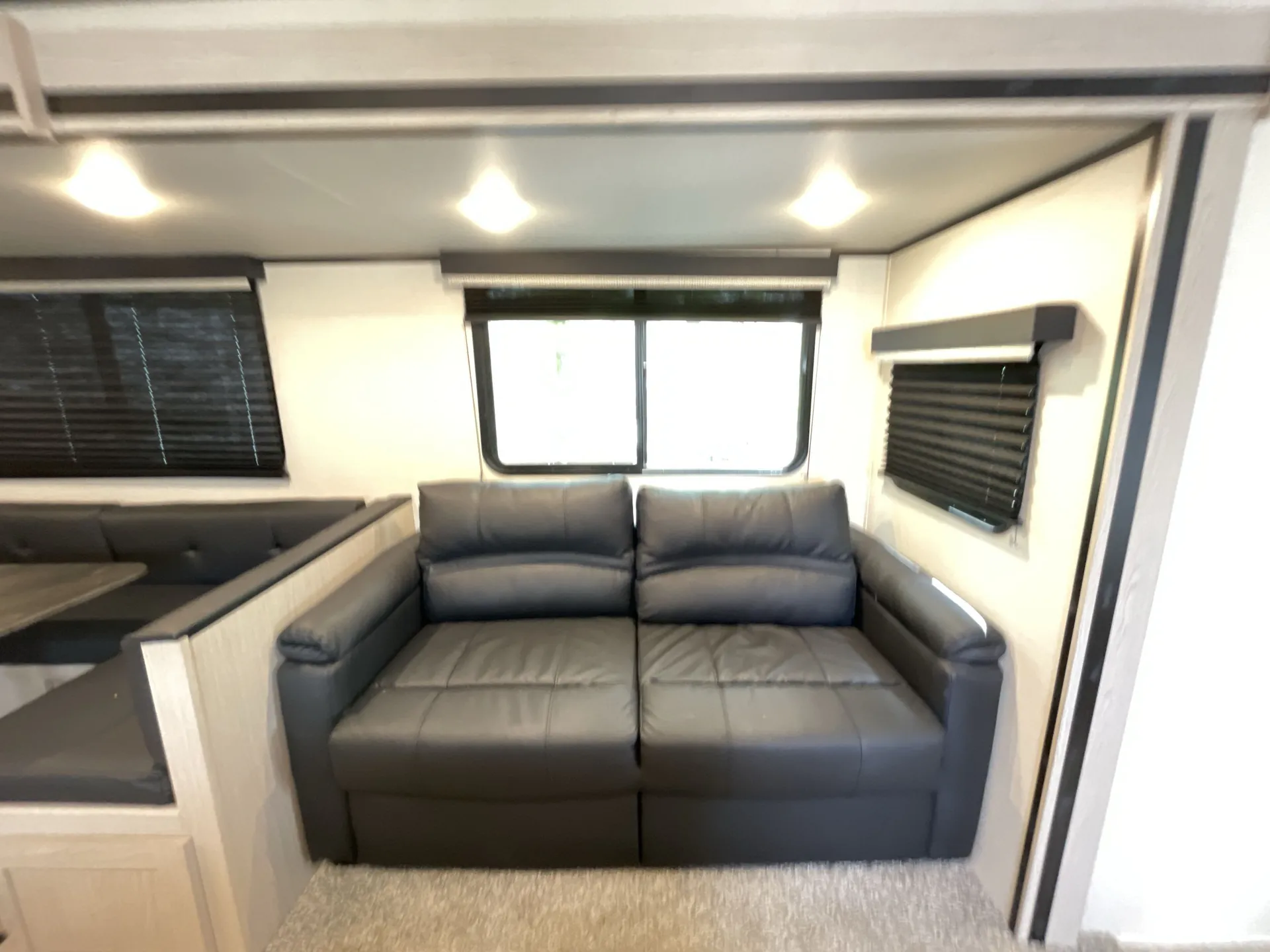 2023 Coachmen Apex Ultra-Lite 290BHS — living area main