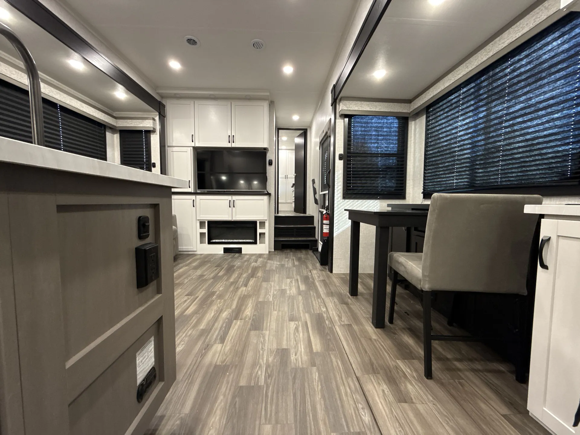2025 Jayco Seismic 399 — living area main