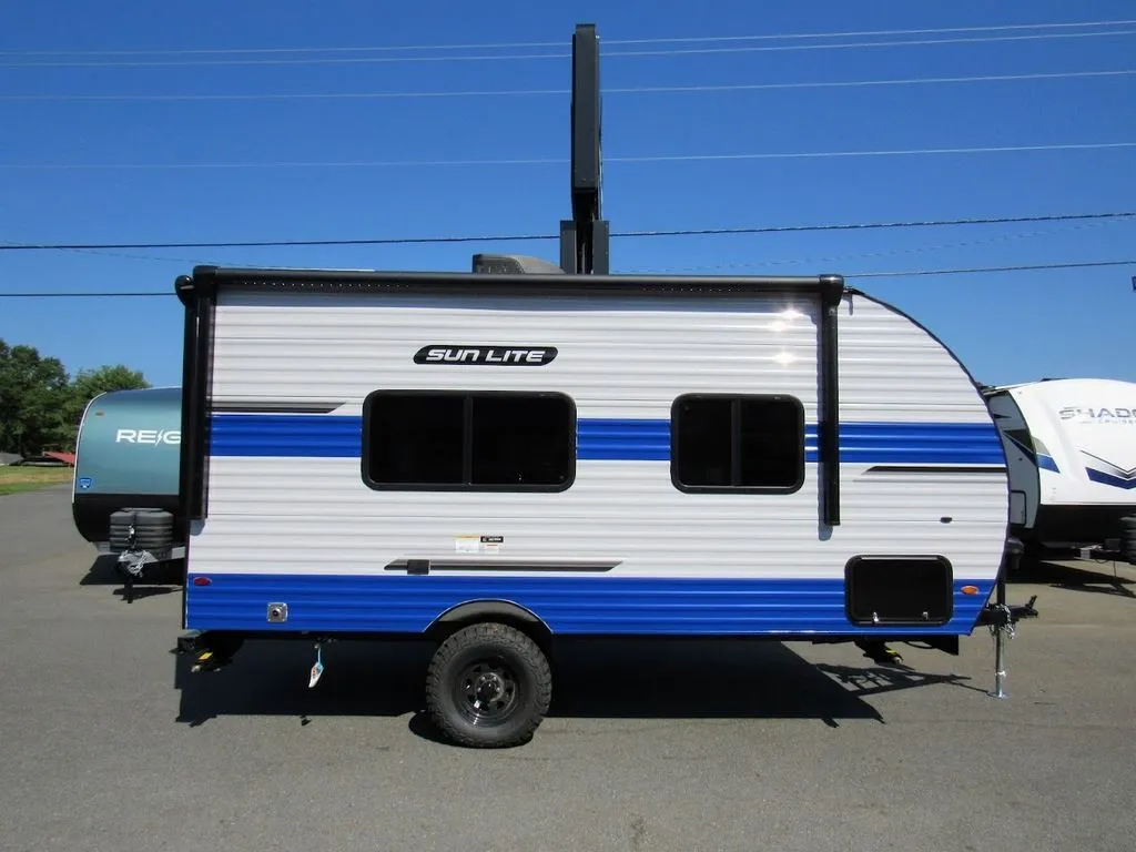 2026 Sunset Park RV Sun Lite 18RD - Photo 2
