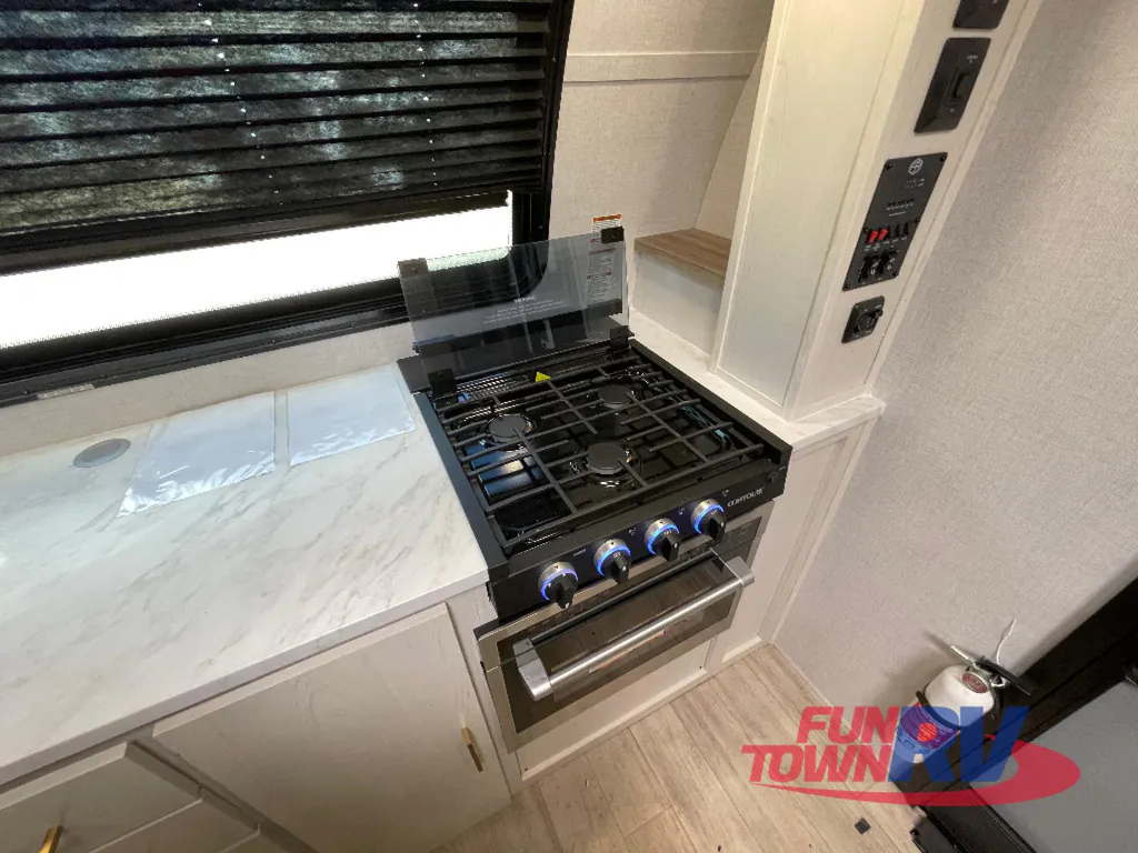 2026 Forest River Vibe Extreme Lite 2500FIK, Photos photo 21