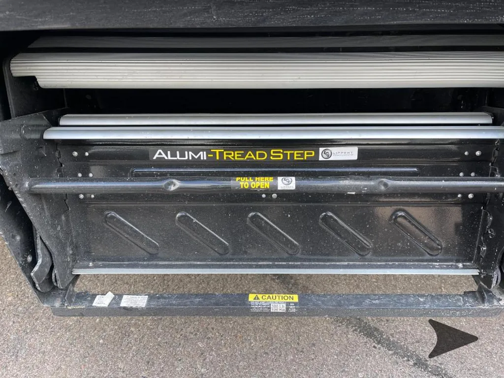 2026 Brinkley Model G 3950, Photos photo 14