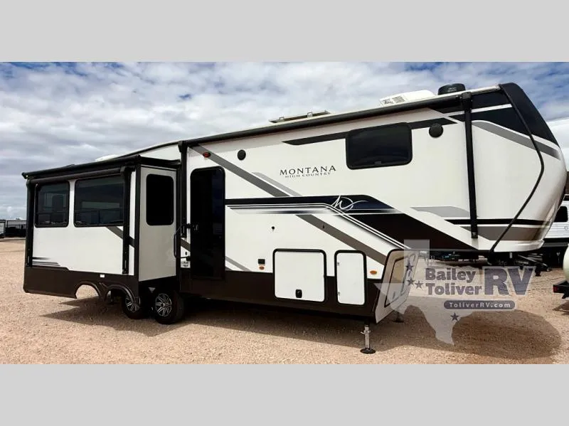 2024 Keystone Montana High Country 295RL - Photo 2