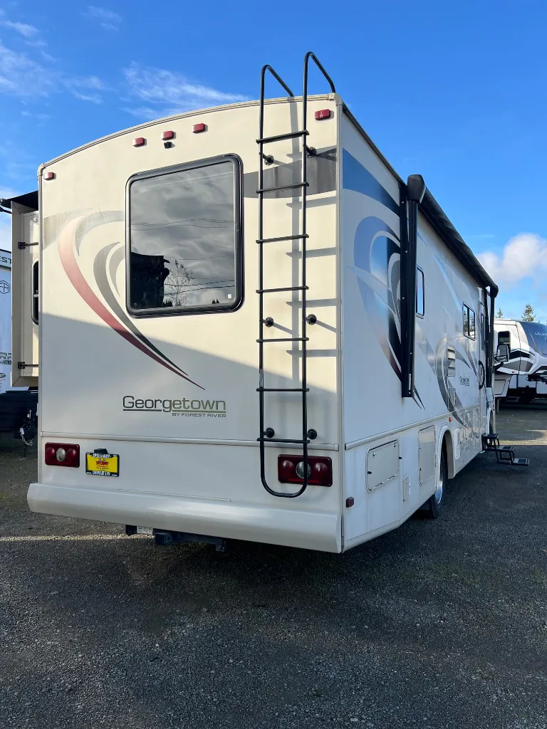 2018 Forest River Georgetown 3 Series GT3 30X3 — Photo 6