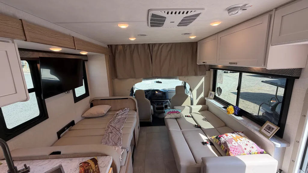 2026 Thor Motor Coach Freedom Elite 31FE, Photos photo 36