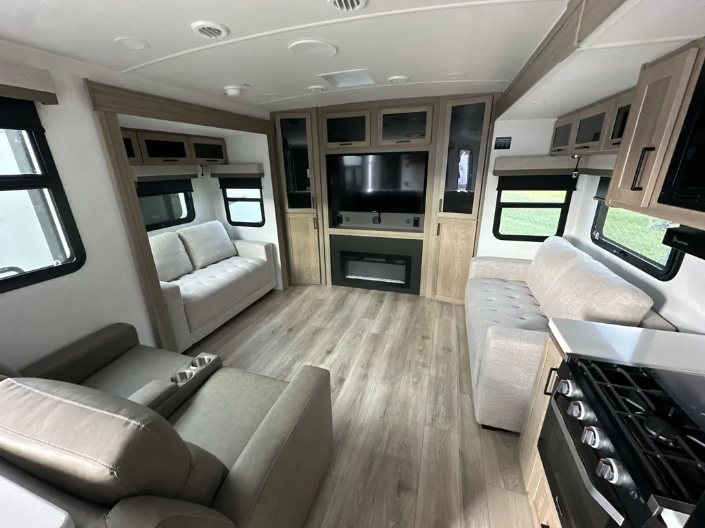 2027 Forest River Flagstaff Super Lite 29FBRL, Photos photo 3
