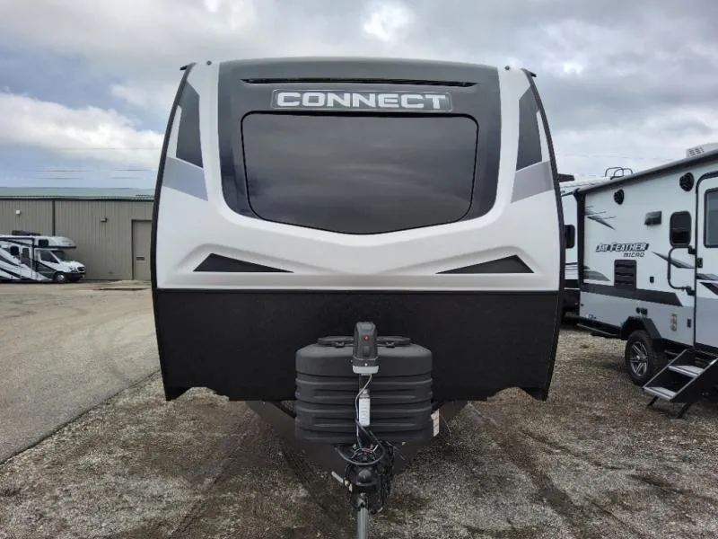 2023 KZ Connect 241RLK - Photo 2