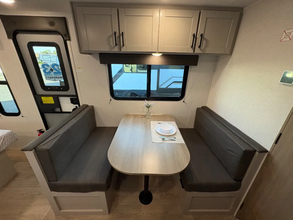 2027 Jayco Jay Flight 175FQ, Photos photo 14