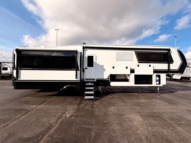 2026 Brinkley Model Z 3610 - Photo 3