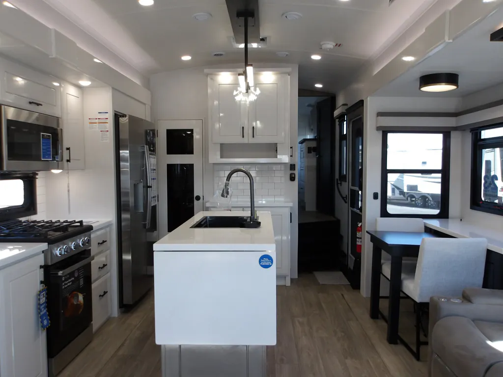 2027 Jayco Pinnacle 32RLTS, Photos photo 42