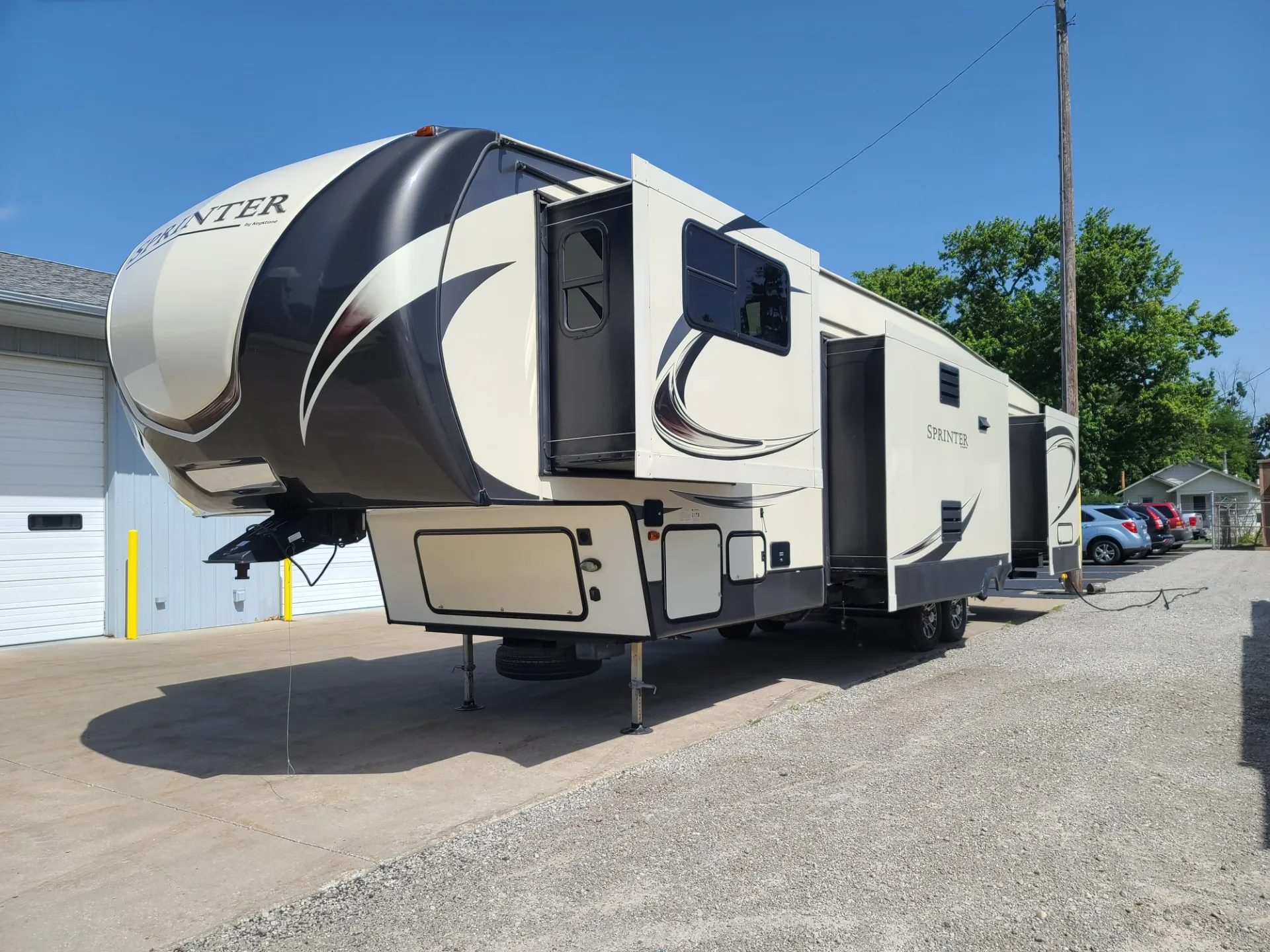 2017 Sprinter 359FWMPR - Photo 4