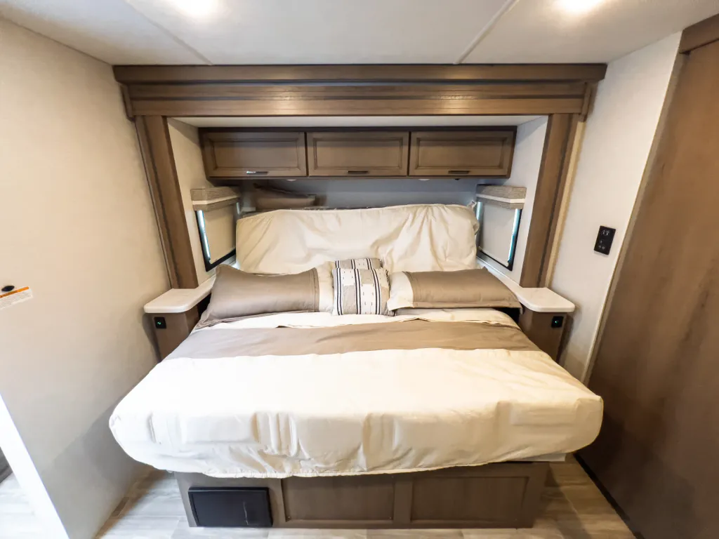 2027 Thor Motor Coach Windsport 36H, Photos photo 16