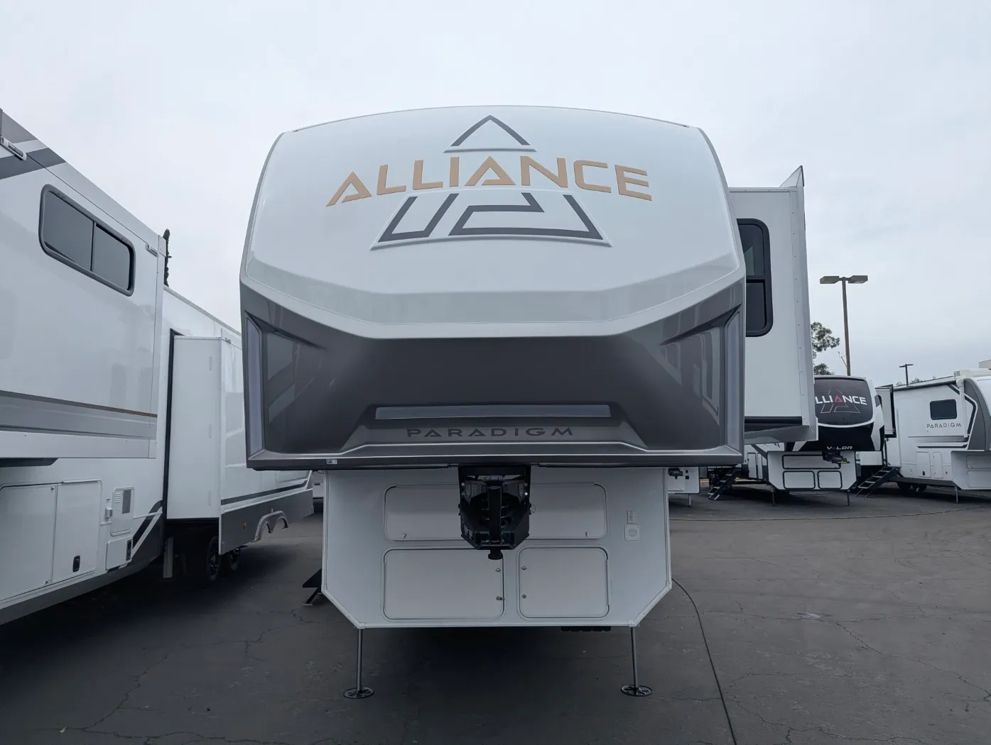 2026 Alliance RV Paradigm 312RK - Photo 3