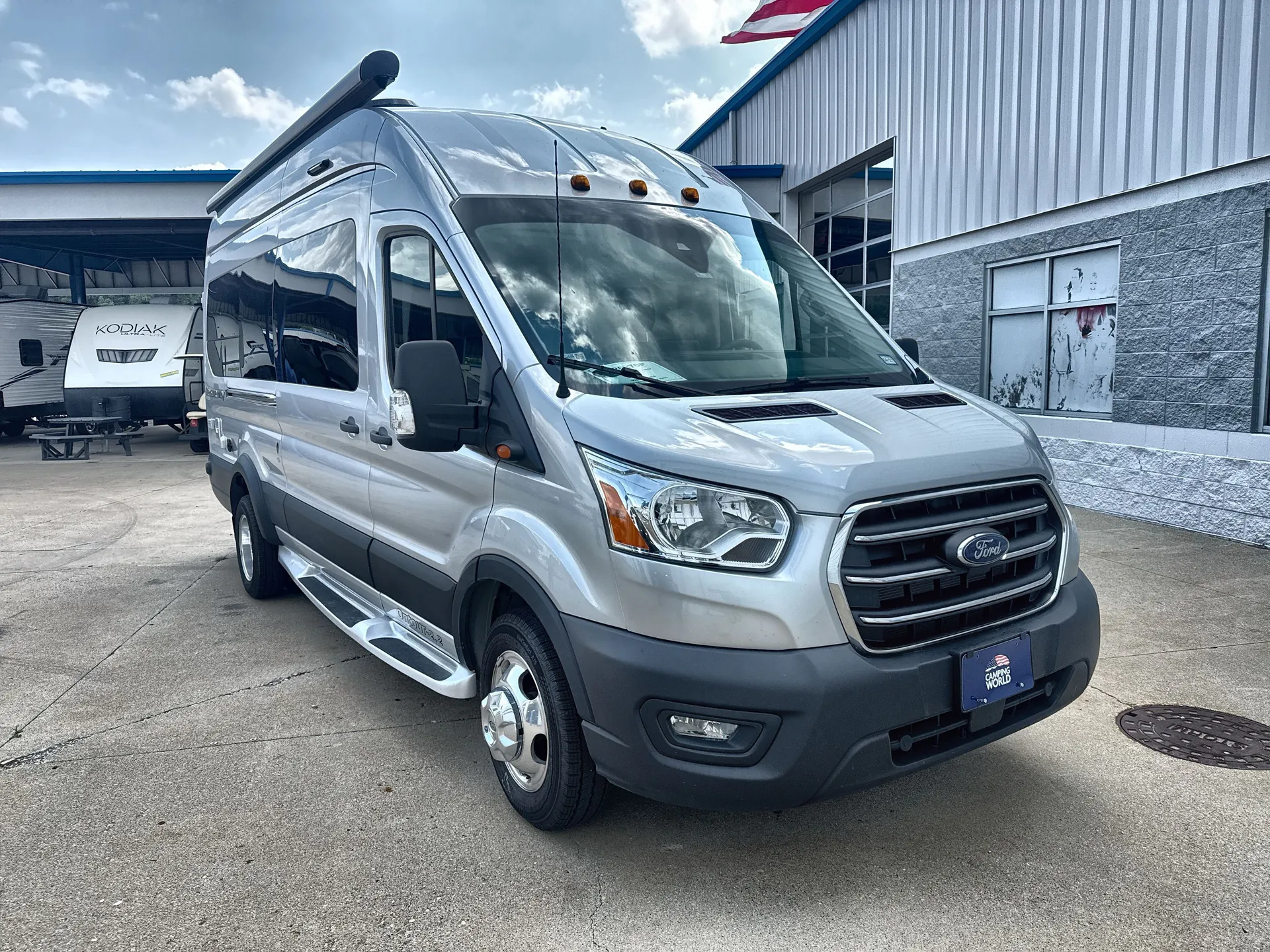2021 Pleasure-Way Ontour 2.2 - Photo 2
