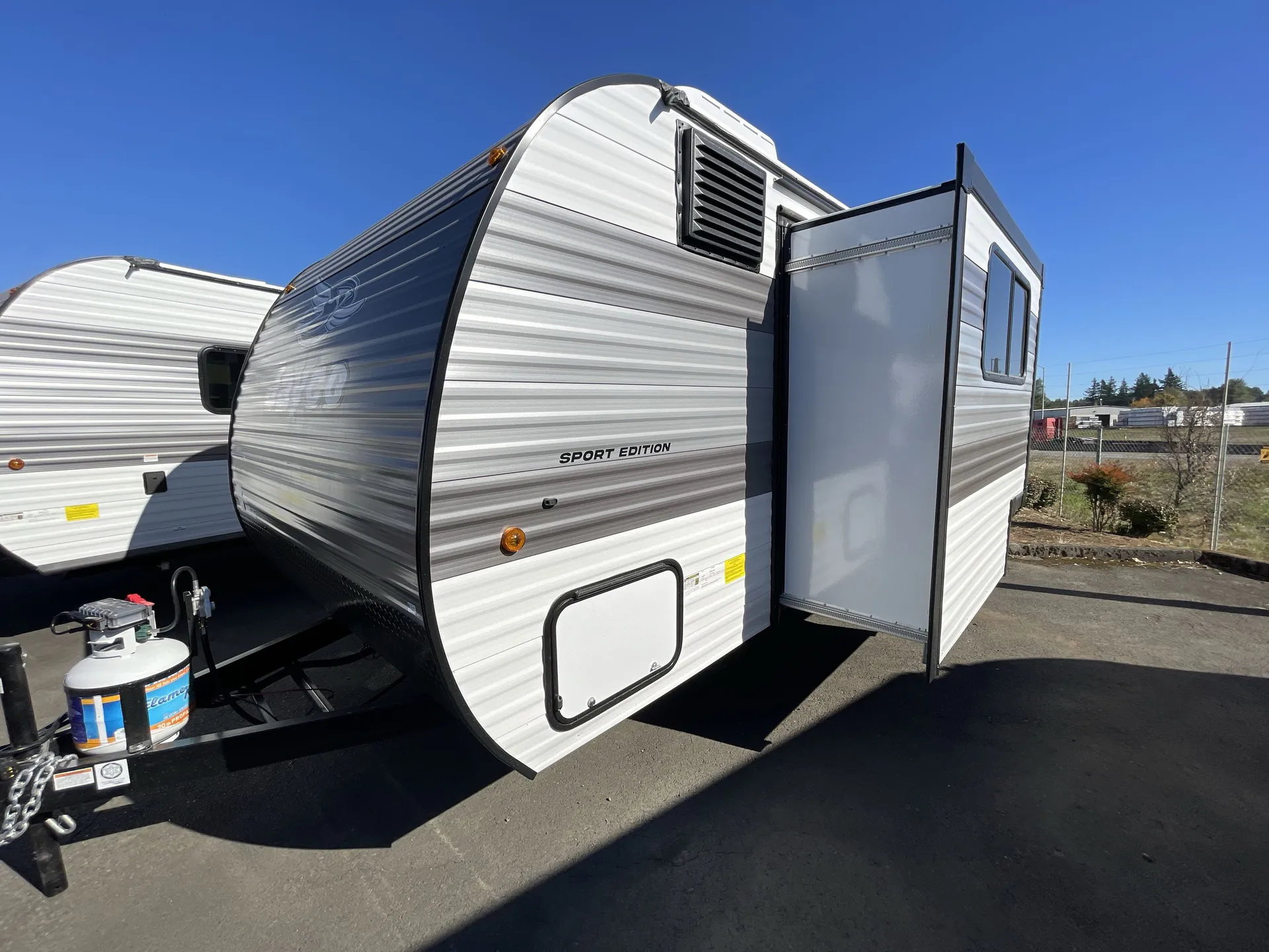 2027 Jayco Jay Flight Sport Edition 178DBSW — campside