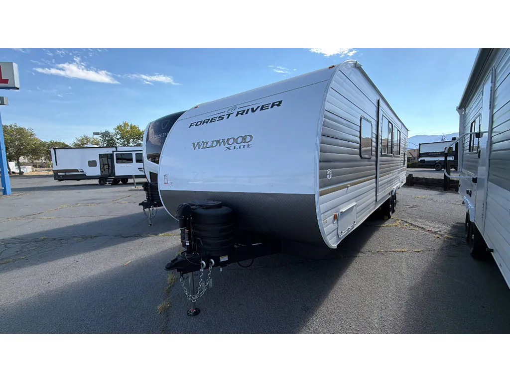 2027 Forest River Wildwood X-Lite 273QBXL — Photo 5
