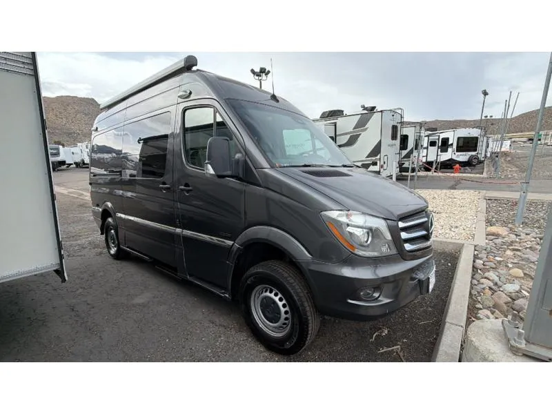 2018 Roadtrek Agile Used    AGILE - Main photo