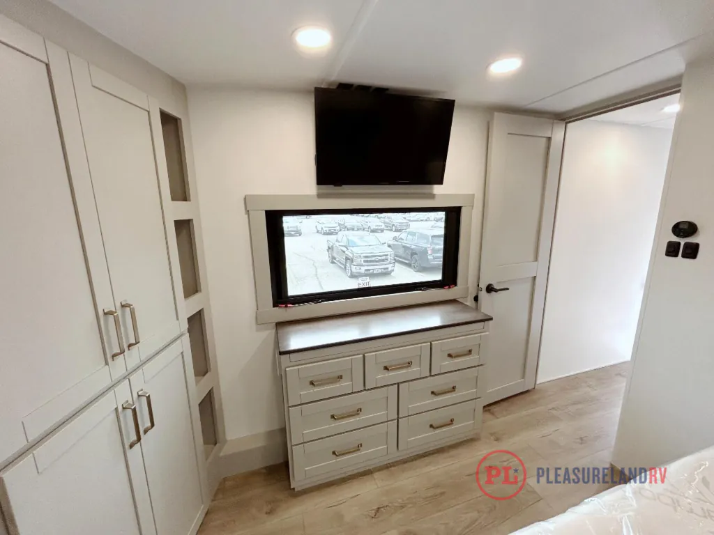 2026 Brinkley Model Z 3420, Photos photo 30
