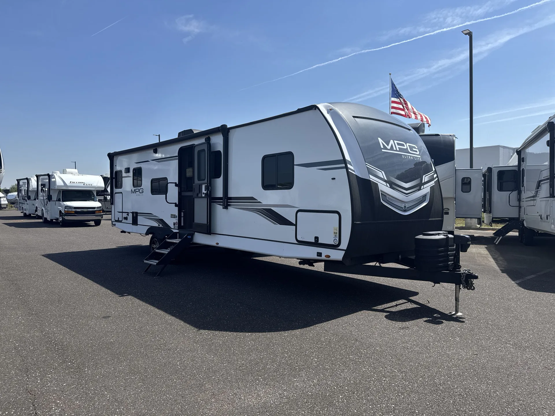 2024 Cruiser RV MPG 2920RK - Photo 2