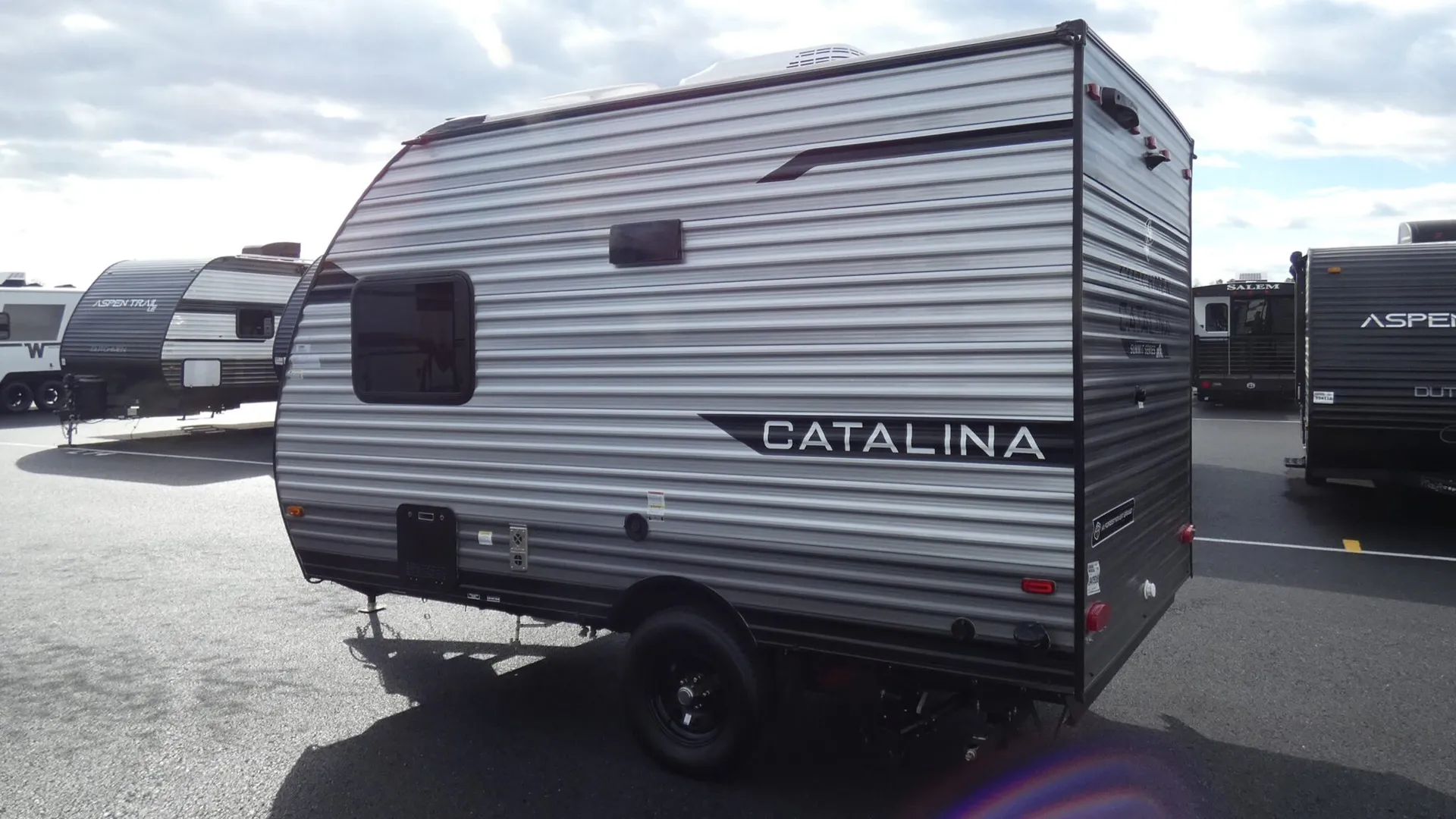 2025 Coachmen Catalina Summit Series 7 134RDX - Photo 4