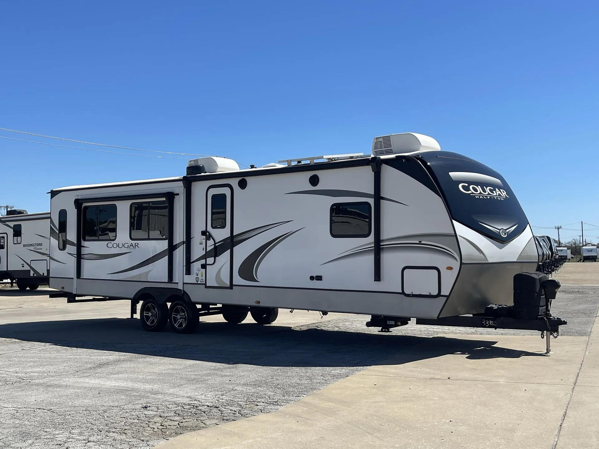 2023 Keystone Cougar Half-Ton 33RLI