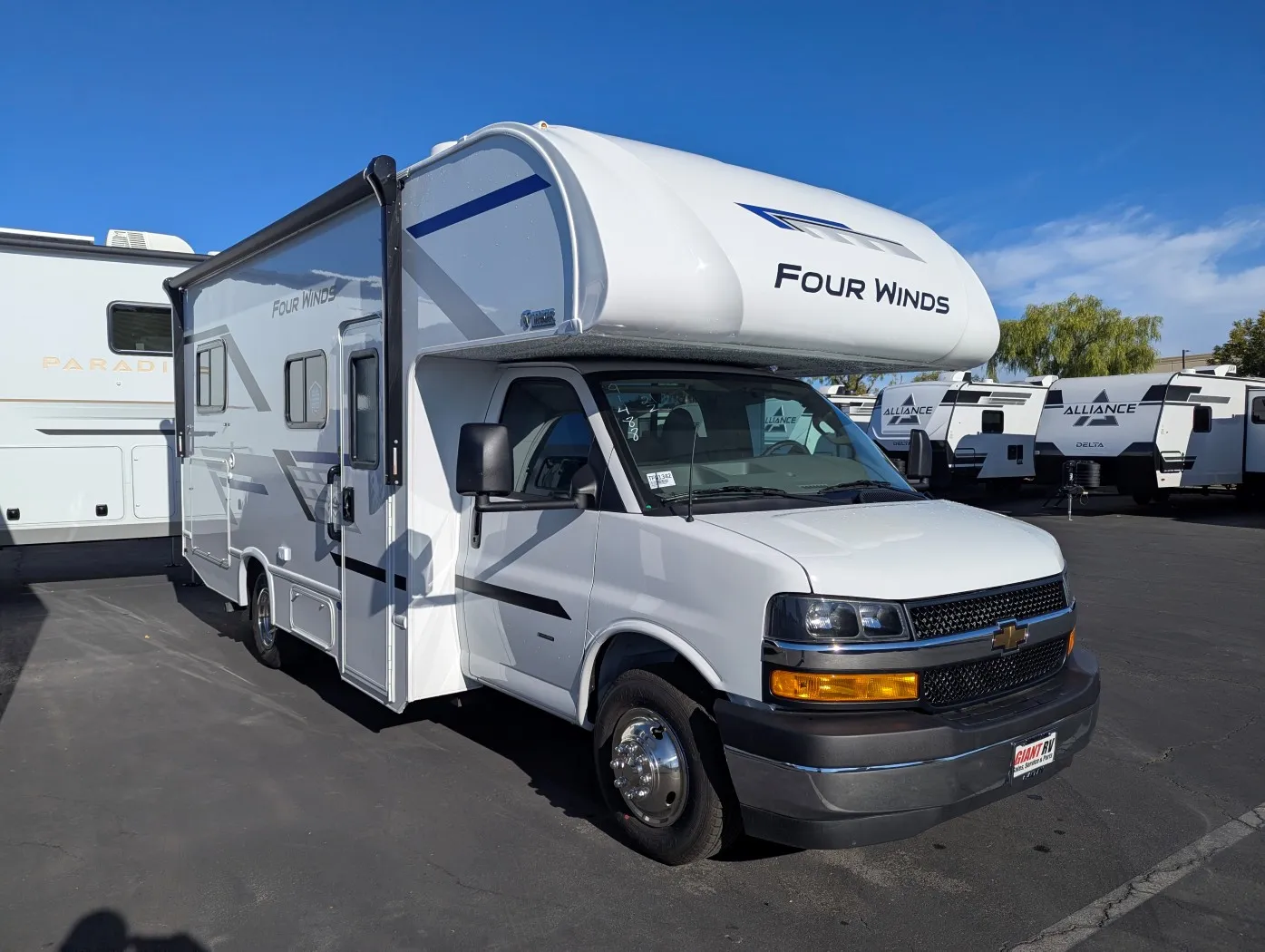 2026 Thor Motor Coach Four Winds 21Z - Photo 2