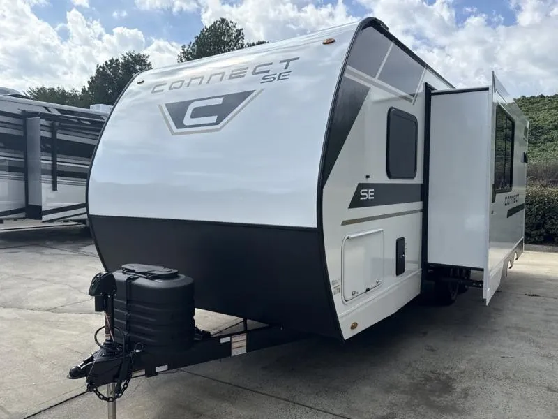 2026 KZ Connect SE C211MKSE - Photo 3