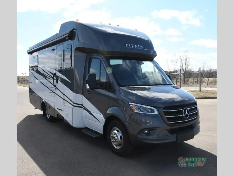 2024 Tiffin Wayfarer 25 RLW - Photo 2