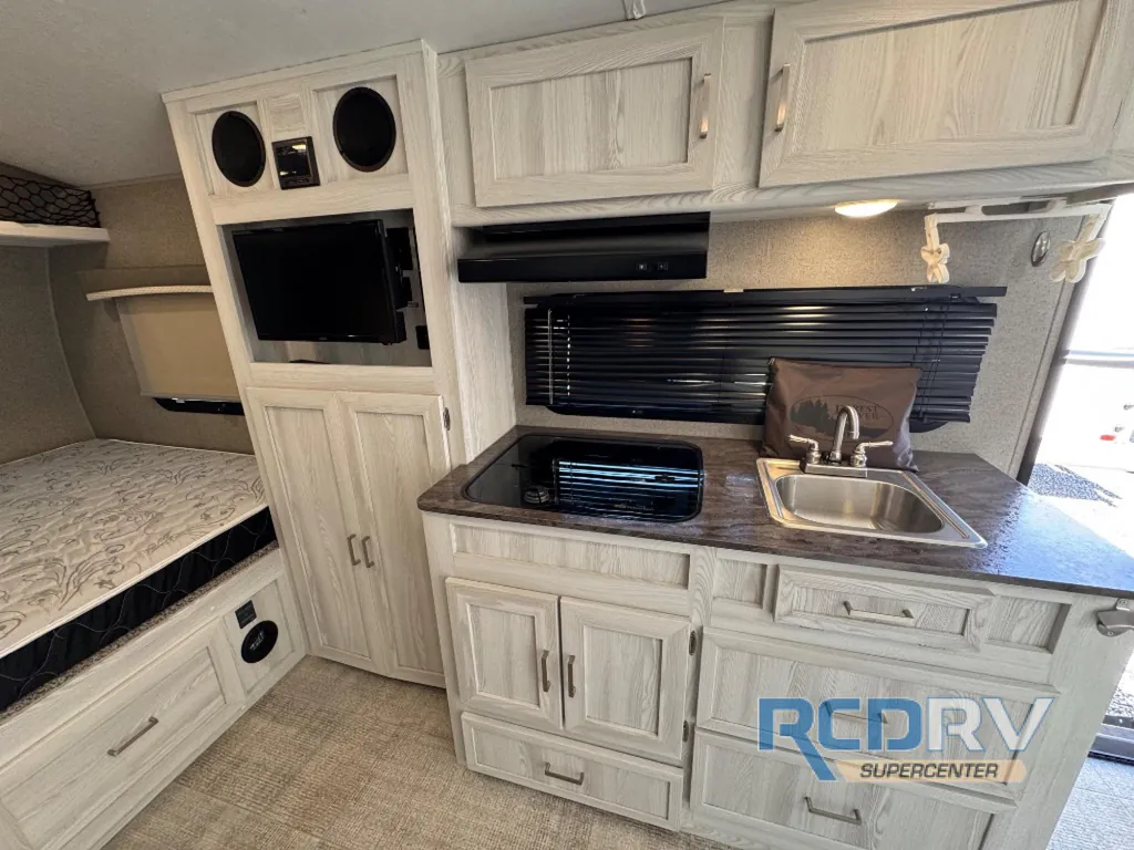 2020 Forest River Rockwood Geo Pro 19FBS, Photos photo 18