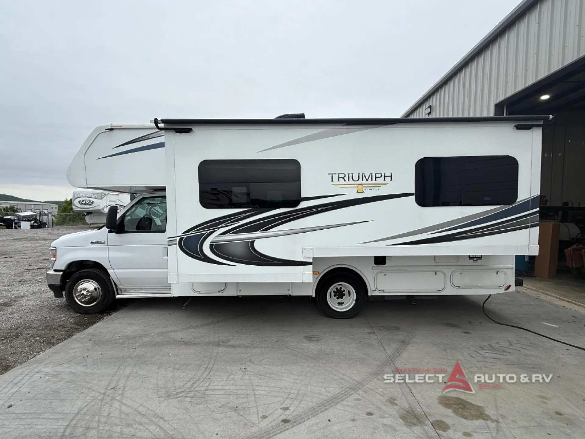 2022 Nexus Triumph 24T - Photo 4
