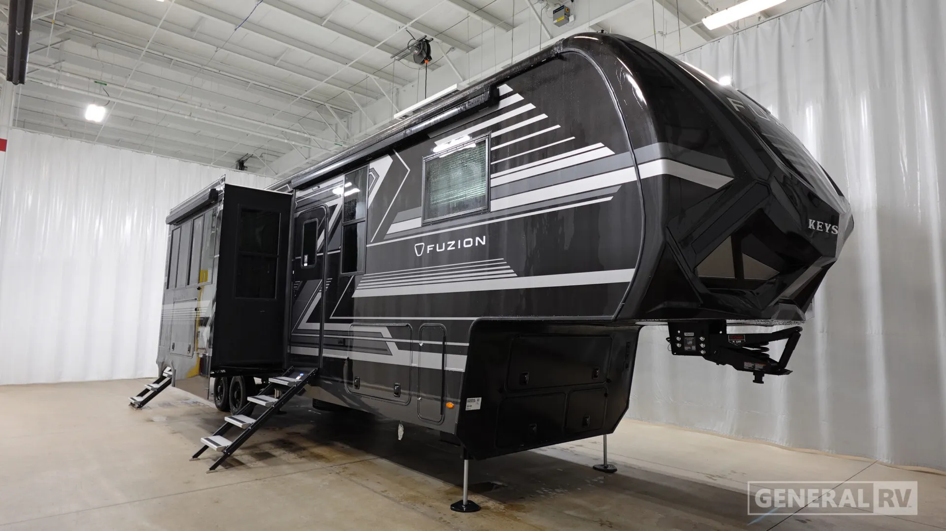 2026 Keystone Fuzion 373 - Photo 2