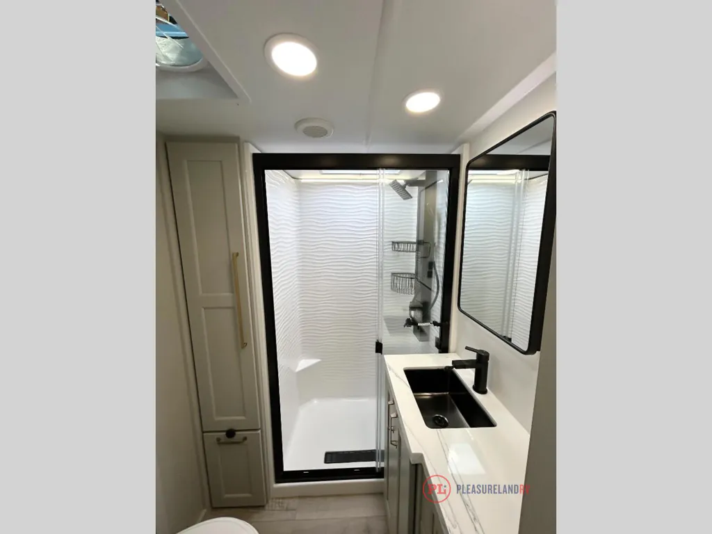 2026 Brinkley Model G 4100, Photos photo 37