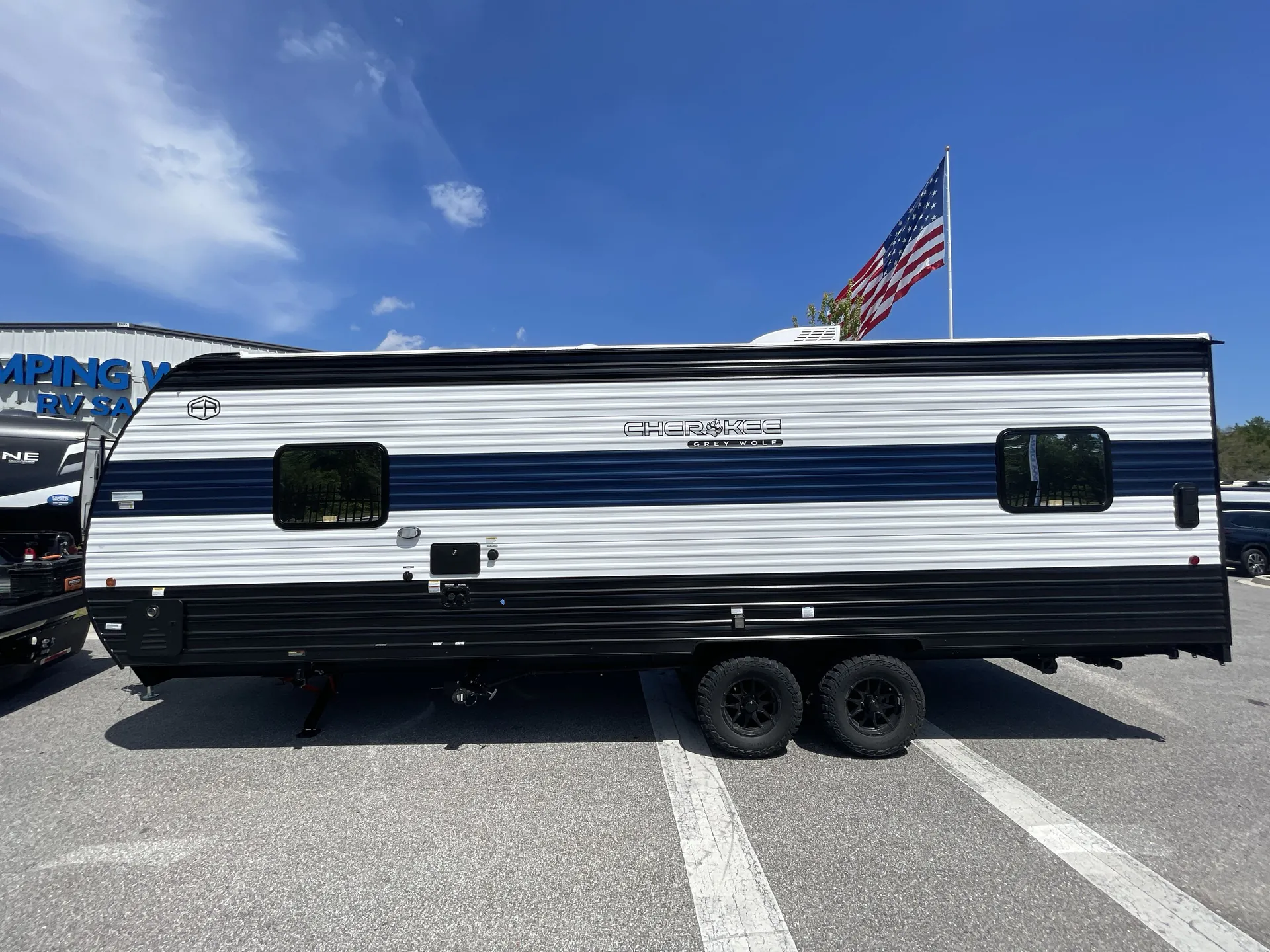 2026 Forest River Cherokee Grey Wolf 22RR — off campside
