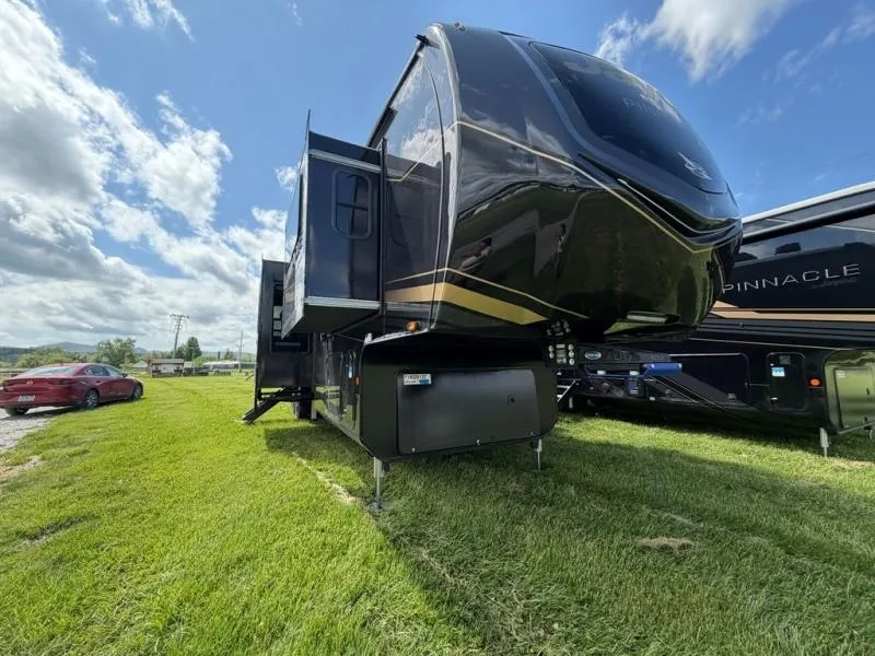2026 Jayco Pinnacle 39FLOK - Photo 4