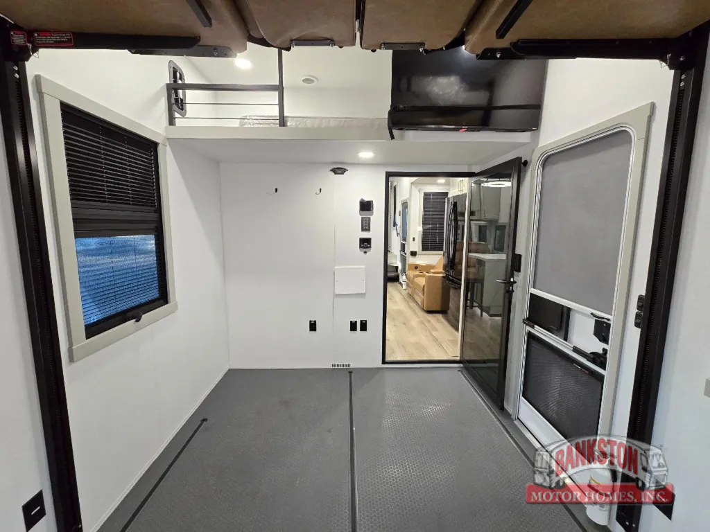 2026 Brinkley Model G 3520, Photos photo 24