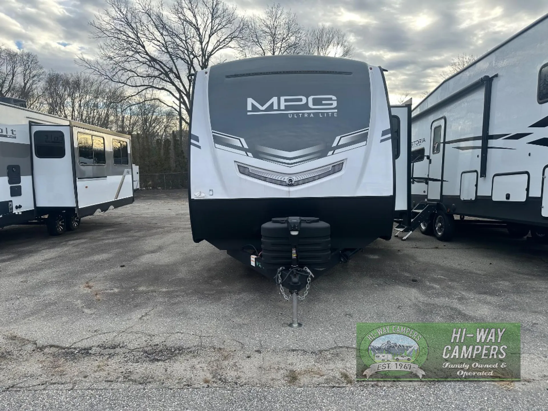 2025 Cruiser RV MPG 2400PD - Photo 2