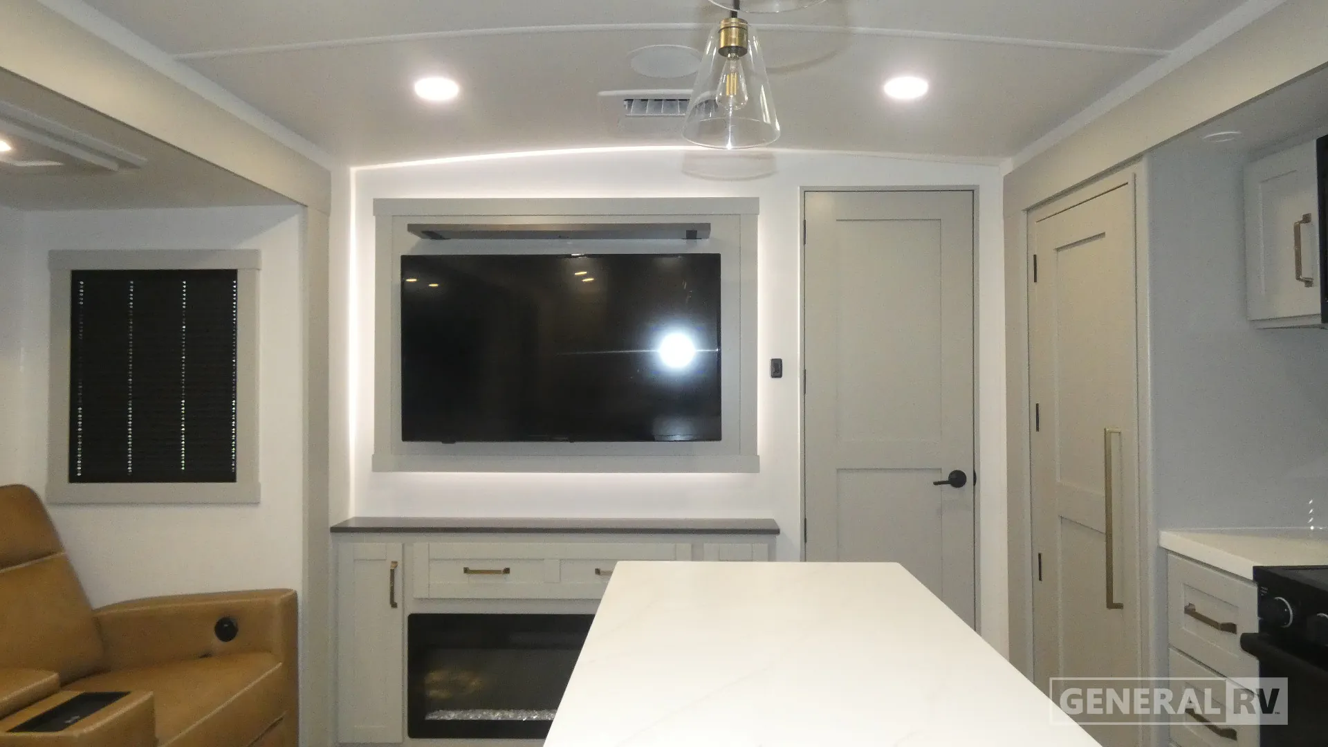 2025 Brinkley Model Z AIR 295 - Photo 3