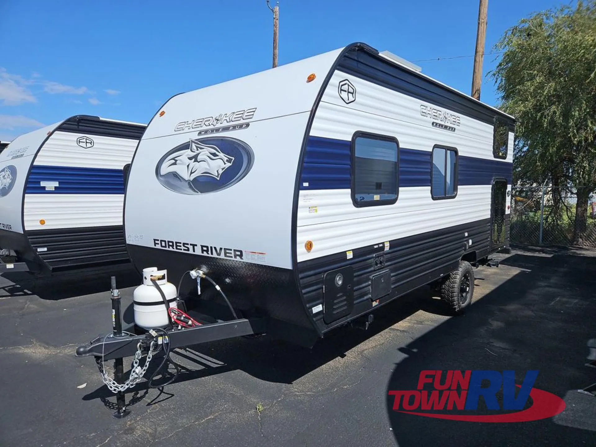 2026 Forest River Cherokee Wolf Pup 16BHSW - Photo 4