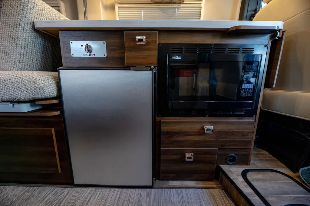 2023 Winnebago Travato 59KL, Photos photo 13