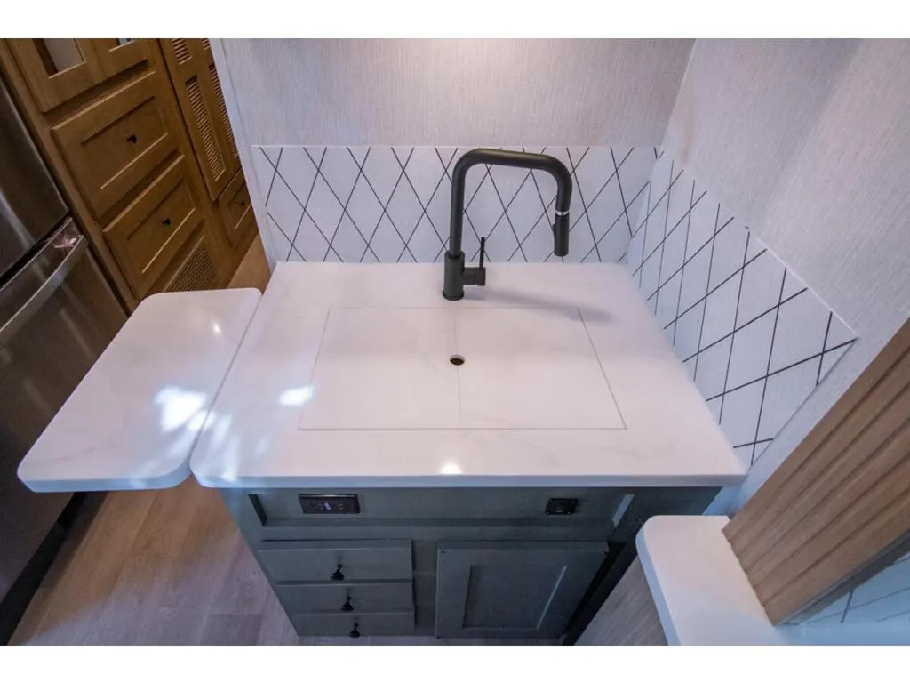 2026 Nexus Ghost 33DS, Photos photo 18
