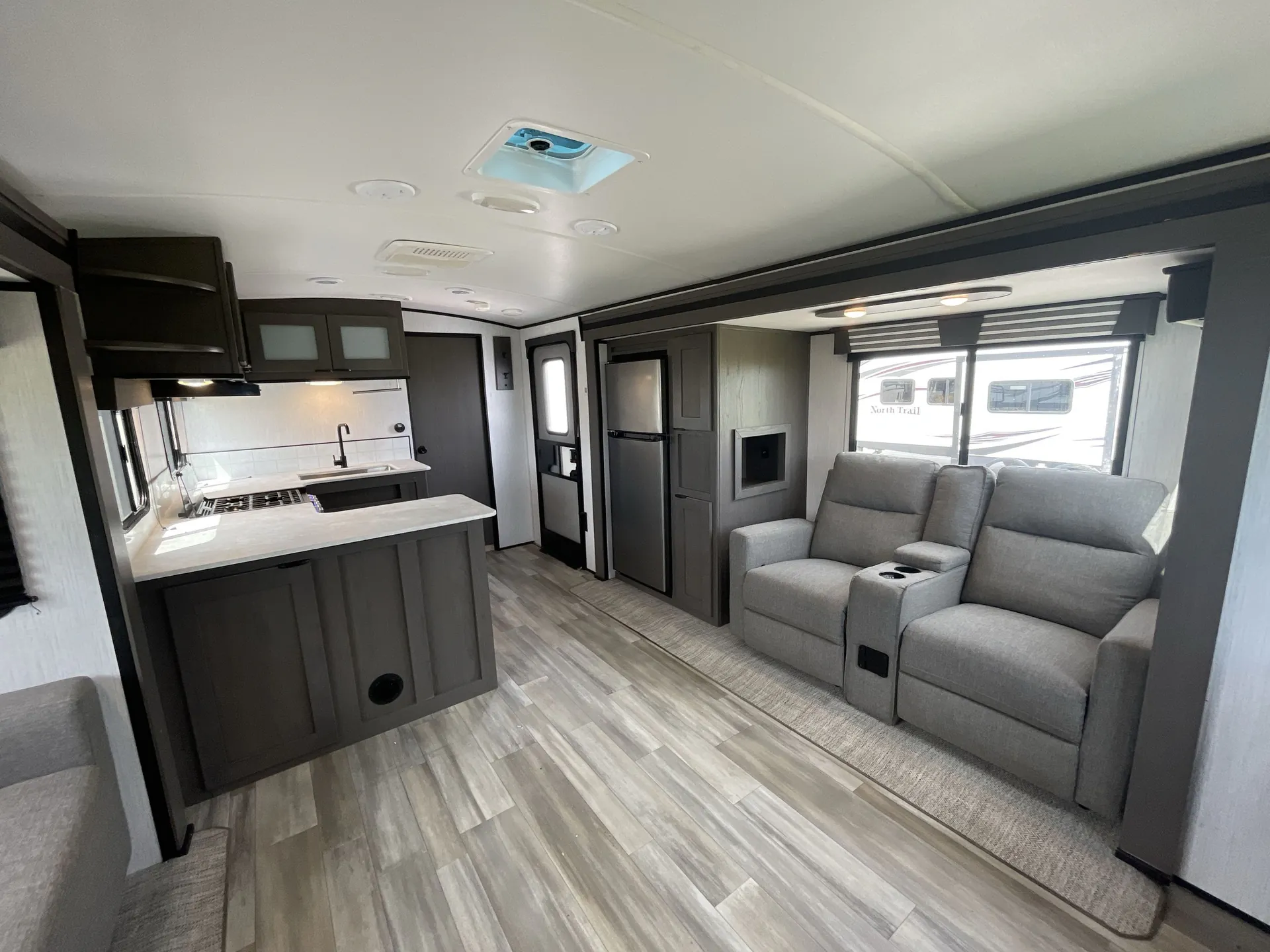 2022 Cruiser RV MPG MPG 2780RE — living area main