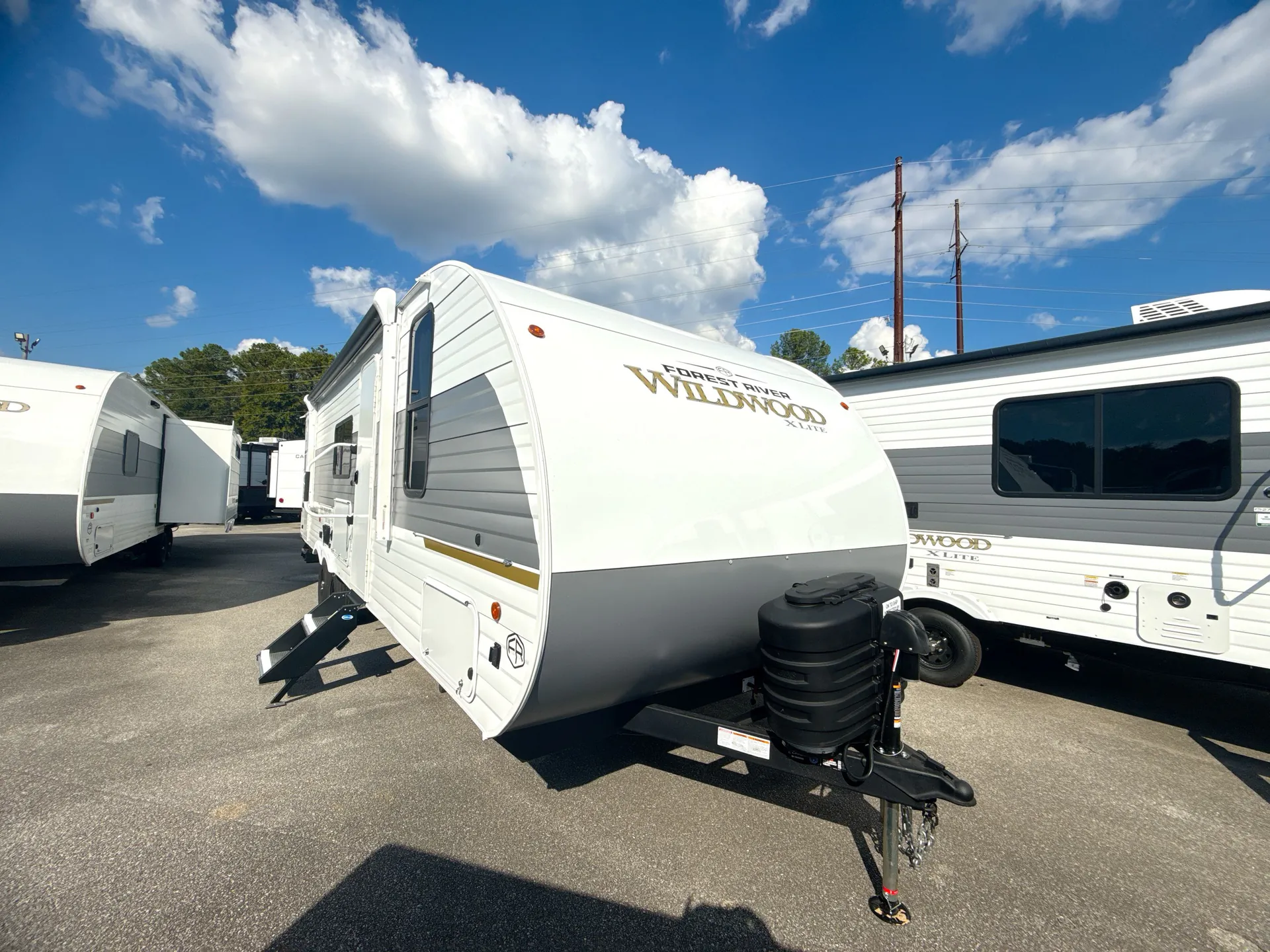 2027 Forest River Wildwood X-Lite 263BHXL