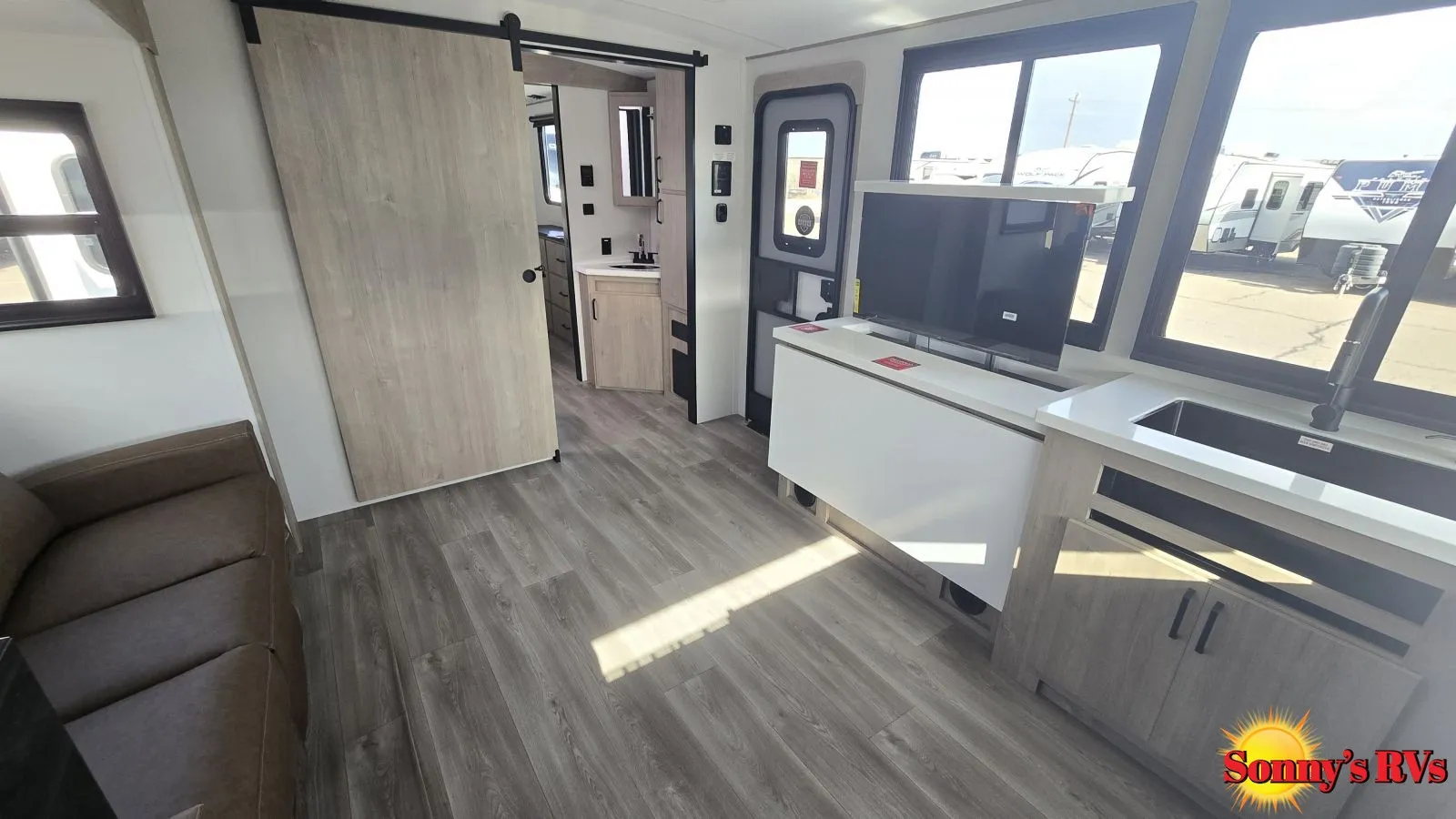 2026 Grand Design Imagine 2700BS - Photo 4