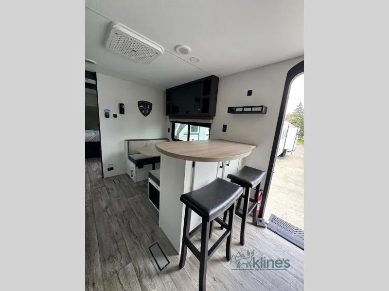 2026 Venture RV Sienna 231VRK - Photo 3