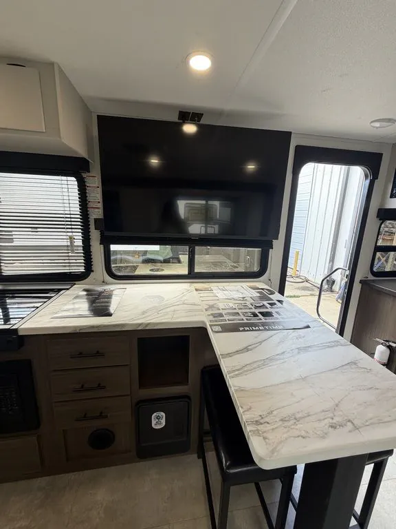 2027 Forest River Tracer 255DS, Photos photo 20