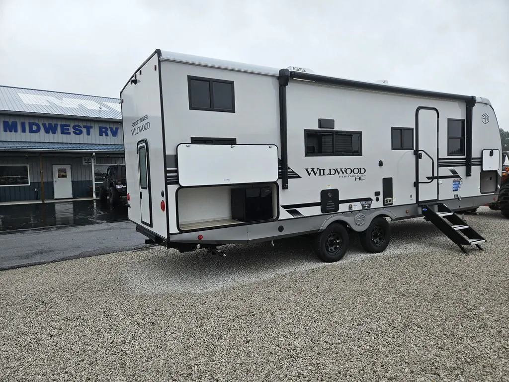 2027 Forest River Wildwood Heritage Glen Hyper-Lyte 245BHHL dealer photo 1 from Midwest RV & Vans