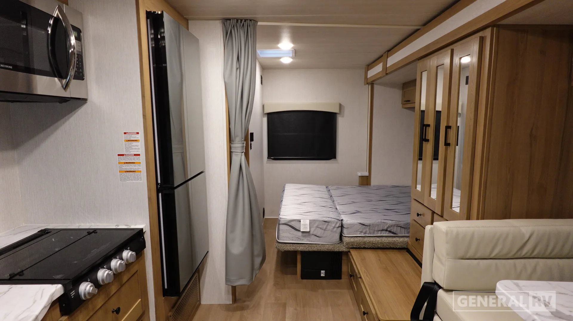 2027 NeXus RV Triumph Sport 24TS - Photo 3